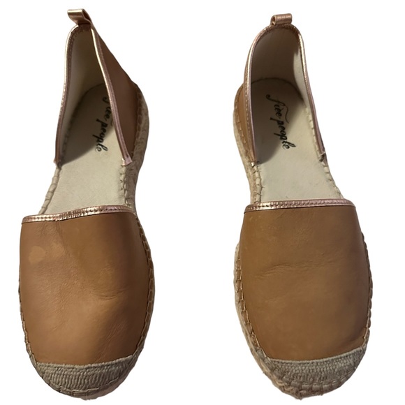 Free People Shoes - Free People Espadrille Closed Toe Flat Size 39
